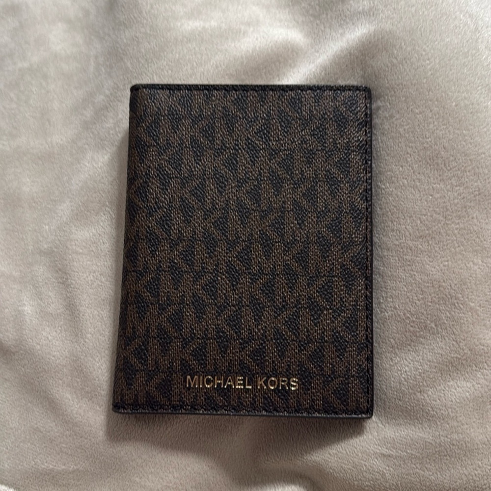Michael Kors Passport Wallet